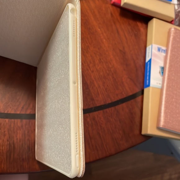 iPad case - Picture 7 of 10